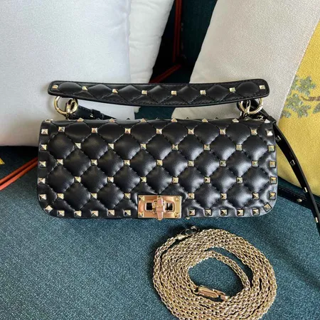 ヴァレンティノ ハンドバッグ