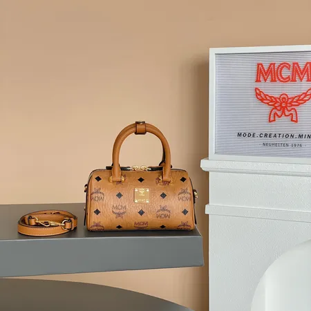 エムシーエム ハンドバッグ