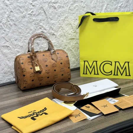 エムシーエム ハンドバッグ