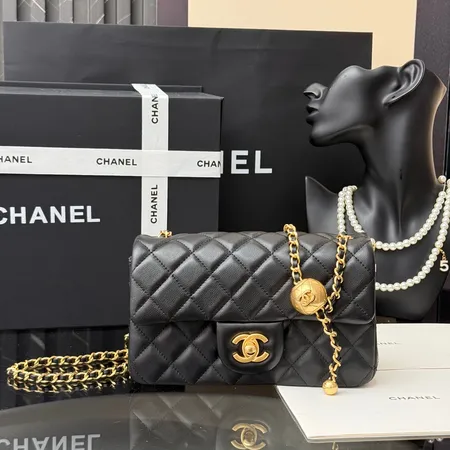 シャネル ショルダーバッグ