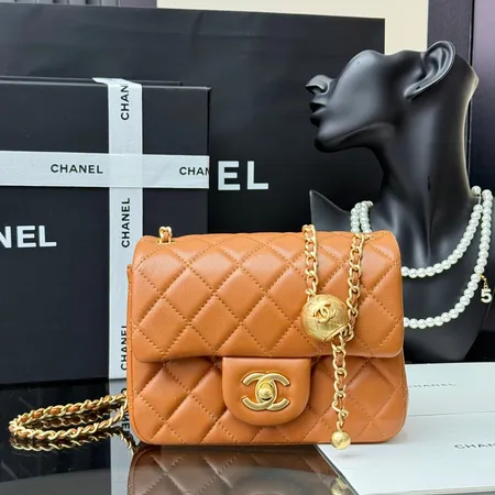 シャネル ショルダーバッグ