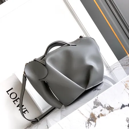 ロエベ ハンドバッグ