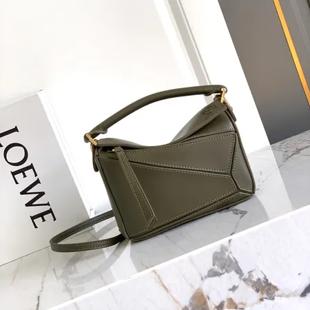 ロエベ ハンドバッグ