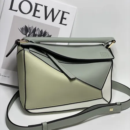 ロエベ ハンドバッグ