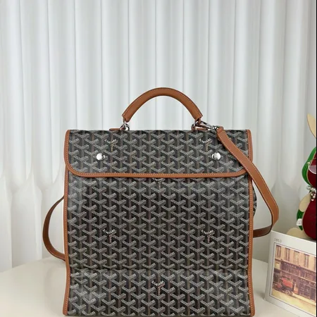 フェンディ リュックサック