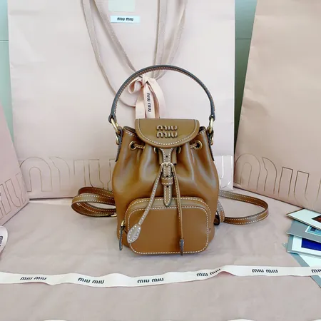 ミュウミュウ リュックサック