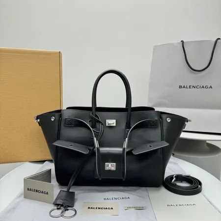 バレンシアガ ハンドバッグ