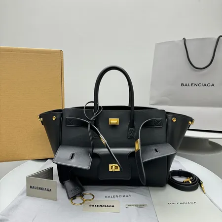 バレンシアガ ハンドバッグ