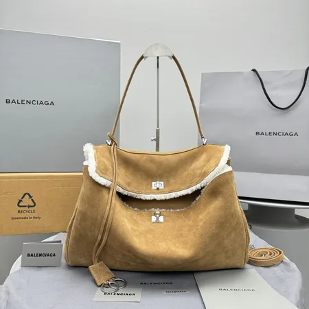 バレンシアガ ハンドバッグ