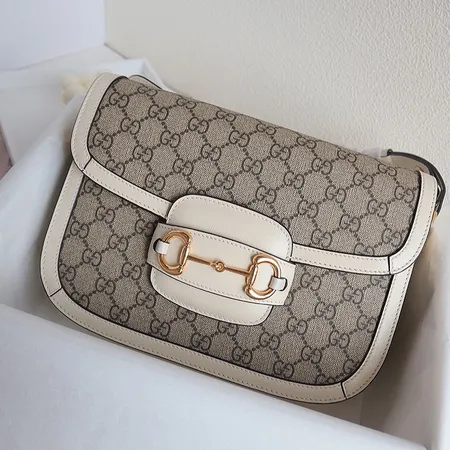 グッチ ショルダーバッグ