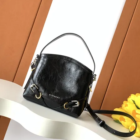 ジバンシィ ハンドバッグ