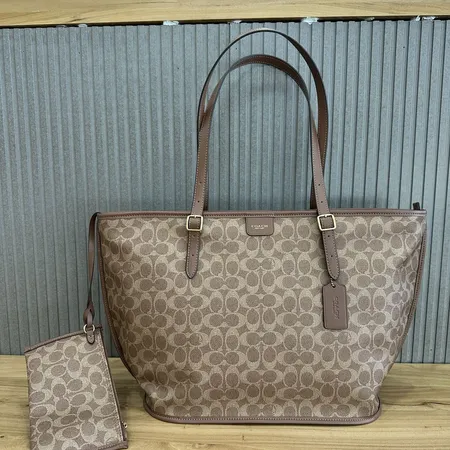 コーチ ハンドバッグ