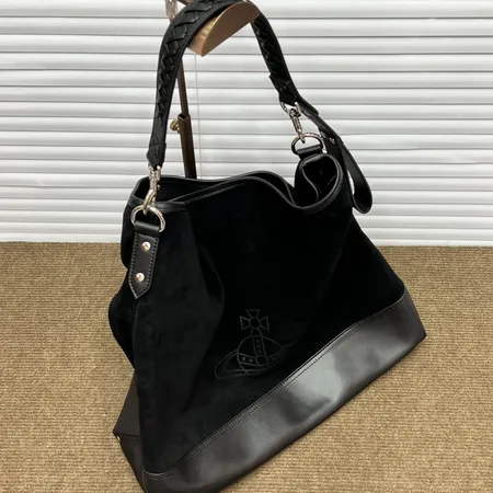 ヴィヴィアン・ウエストウッド ハンドバッグ