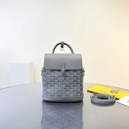 フェンディ リュックサック