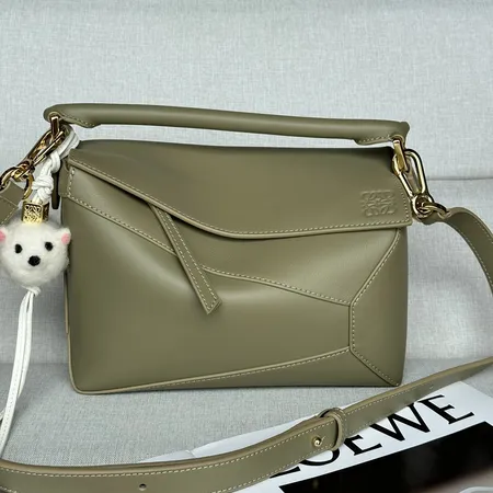 ロエベ ハンドバッグ