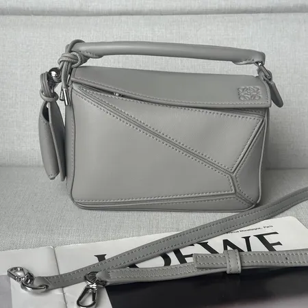 ロエベ ハンドバッグ