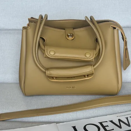 ロエベ ハンドバッグ