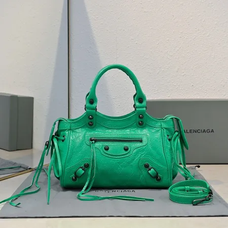 バレンシアガ ハンドバッグ