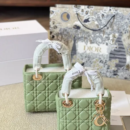 ディオール ショルダーバッグ