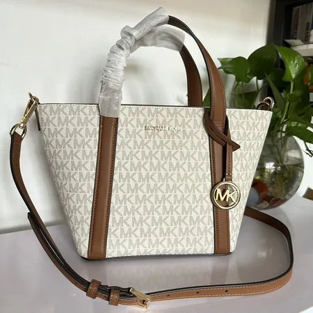 マイケルコース ハンドバッグ