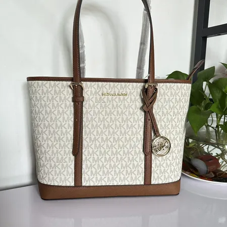 マイケルコース ハンドバッグ