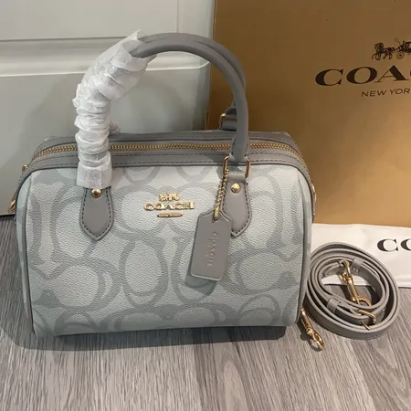 コーチ ハンドバッグ