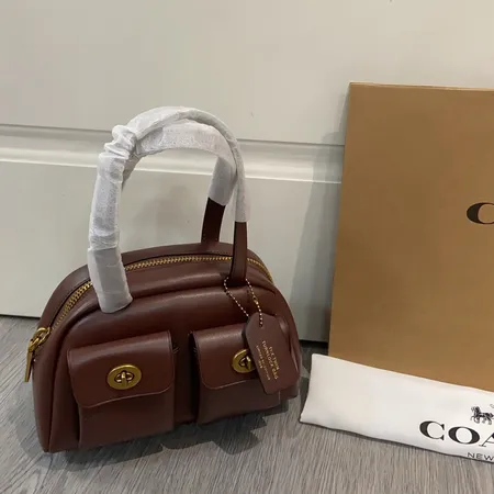 コーチ ハンドバッグ