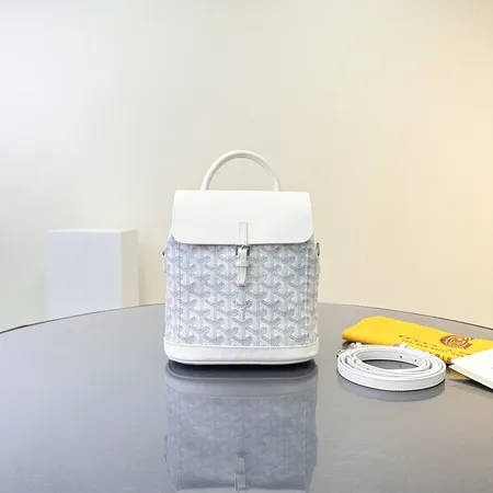 フェンディ リュックサック