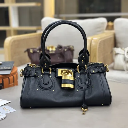 クロエ ハンドバッグ