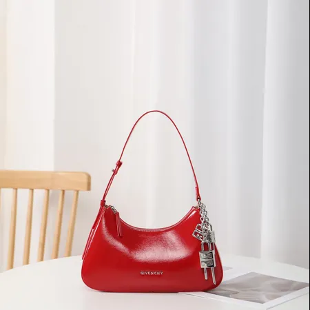 ジバンシィ ハンドバッグ