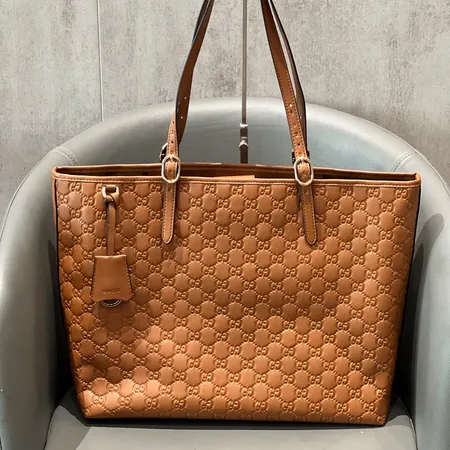 グッチ ハンドバッグ