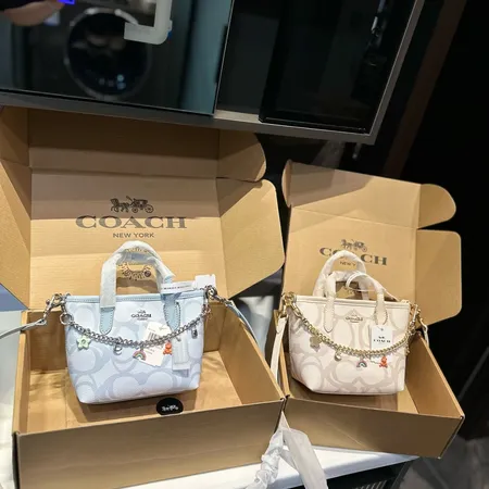 コーチ ハンドバッグ