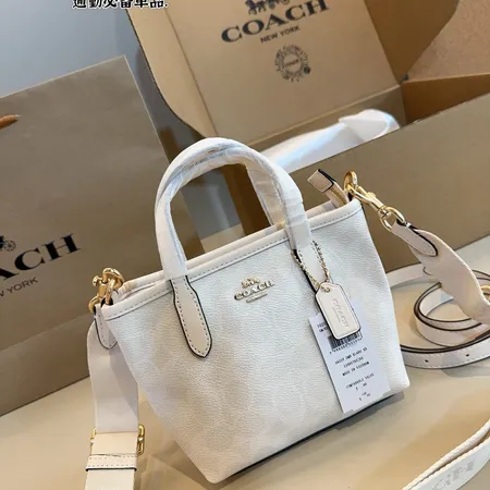 コーチ ハンドバッグ