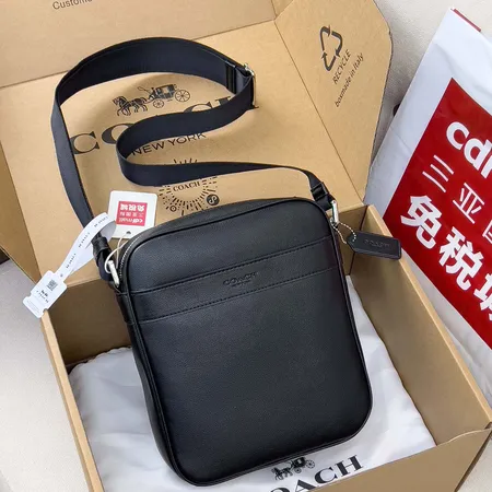 コーチ ショルダーバッグ