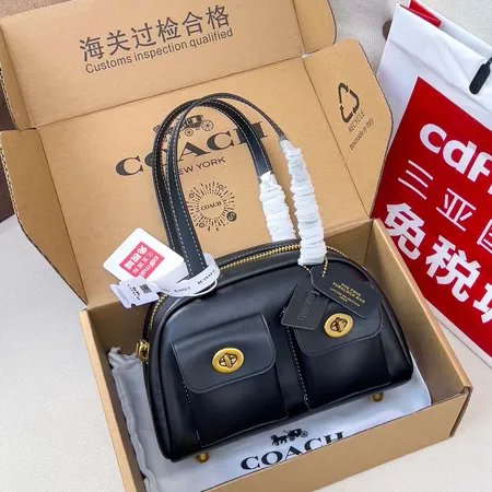 コーチ ハンドバッグ