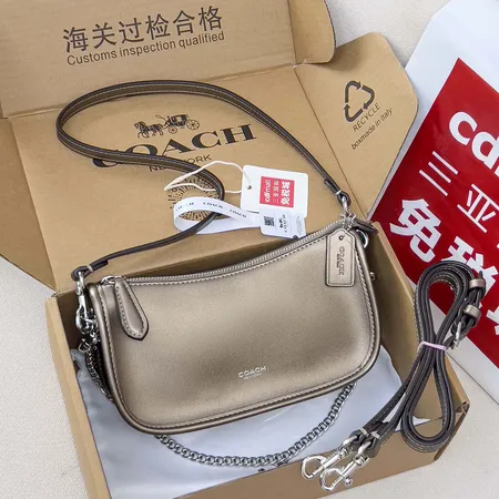 コーチ ショルダーバッグ