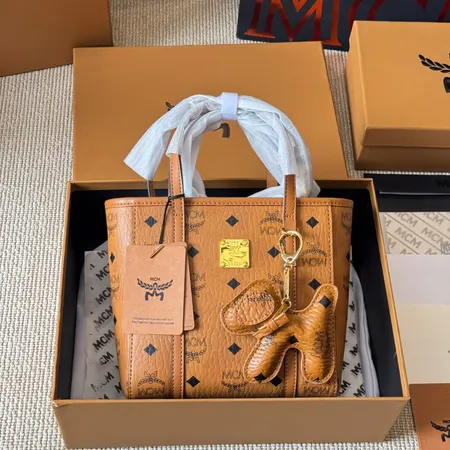 エムシーエム ハンドバッグ