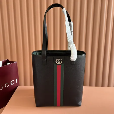 グッチ ハンドバッグ