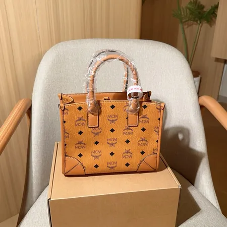 エムシーエム ハンドバッグ