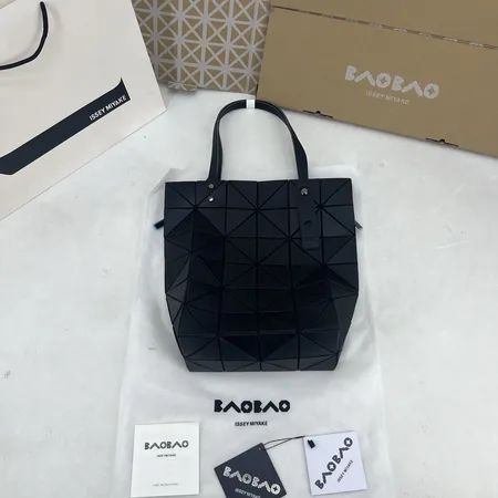 イッセイ ミヤケ ハンドバッグ