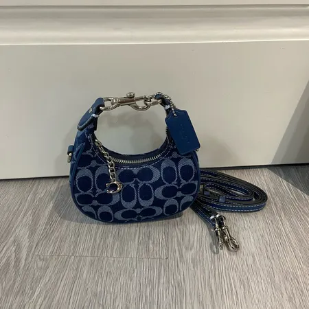 コーチ ショルダーバッグ