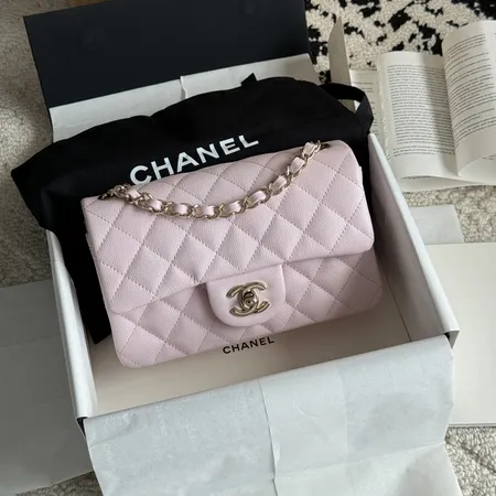 シャネル ショルダーバッグ