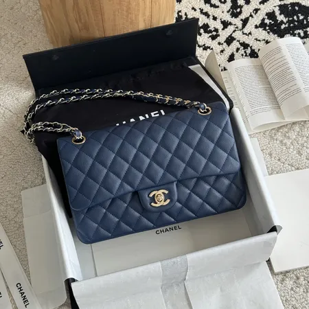 シャネル ショルダーバッグ