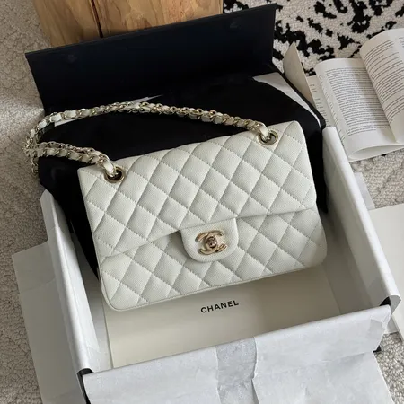 シャネル ショルダーバッグ