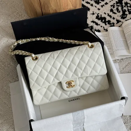 シャネル ショルダーバッグ