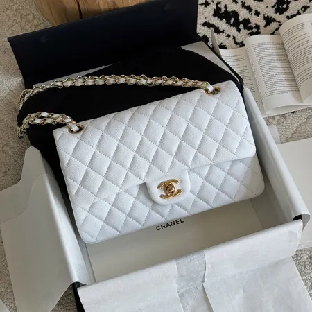 シャネル ショルダーバッグ