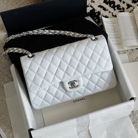 シャネル ショルダーバッグ