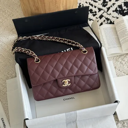 シャネル ショルダーバッグ