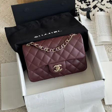 シャネル ショルダーバッグ