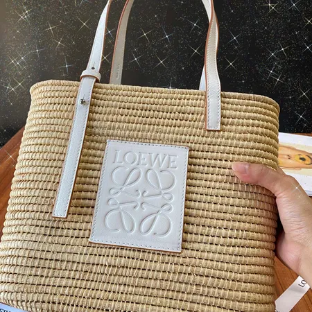 ロエベ ハンドバッグ